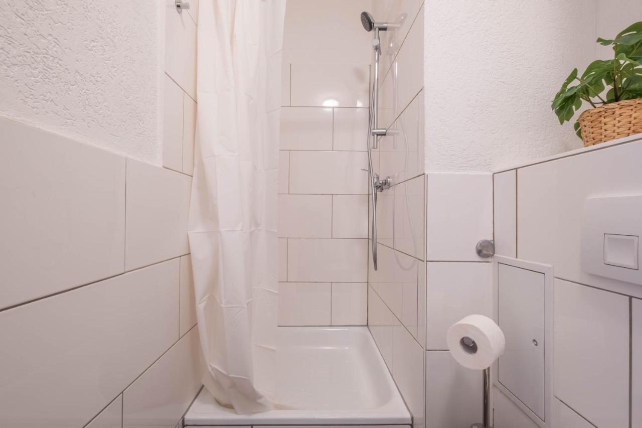 Apartments An Der Universitaet Вупертал Екстериор снимка